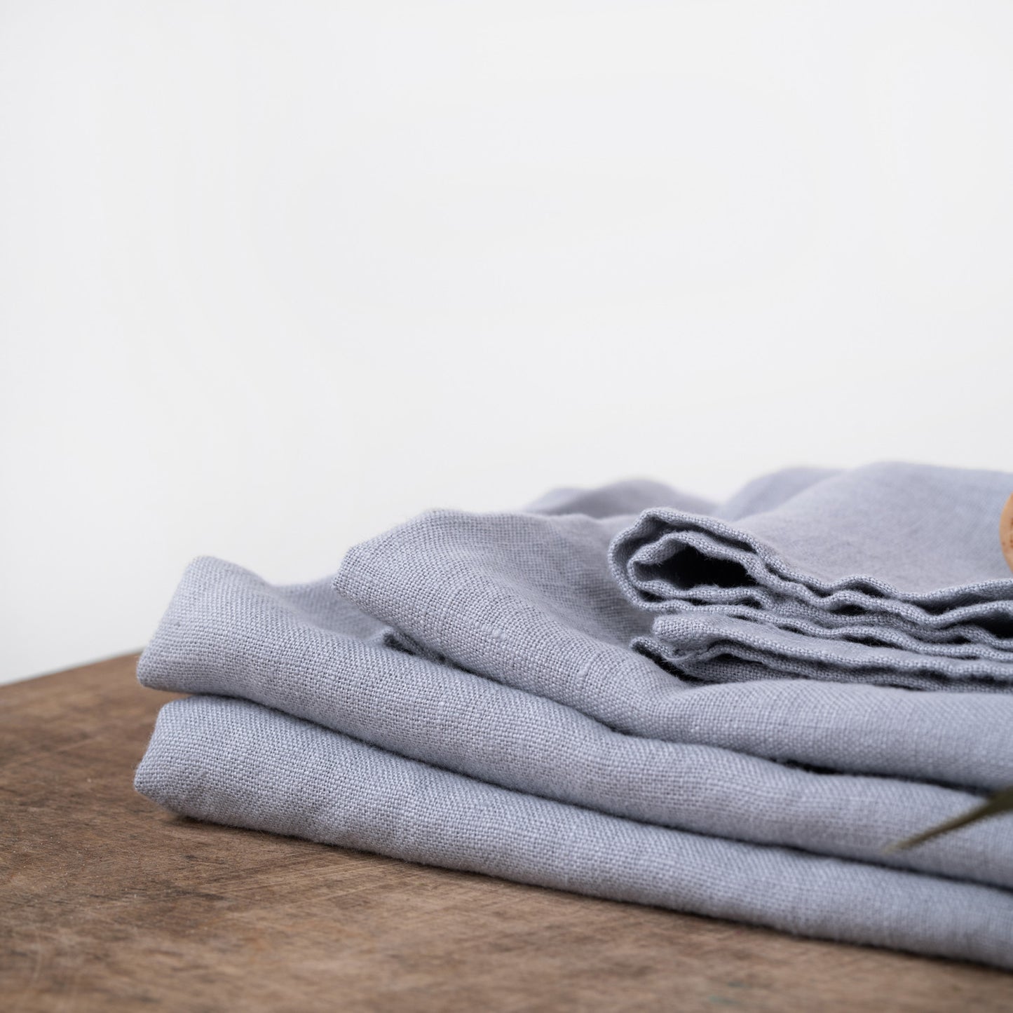 Asciugamano da doccia in lino trama liscia colore grigio chiaro